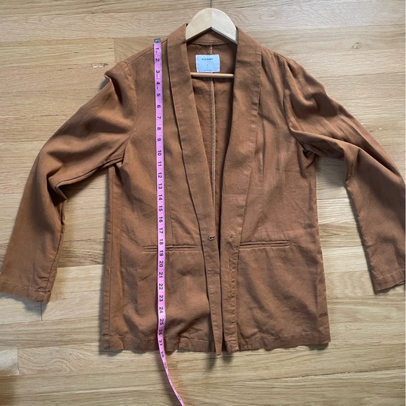 Old Navy Linen-Blend Relaxed Blazer - Picture 9 of 11